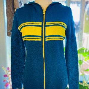 Title Nine, Blue Zip Front, Hidden Side pocket, Long Sleeve. Sz. M